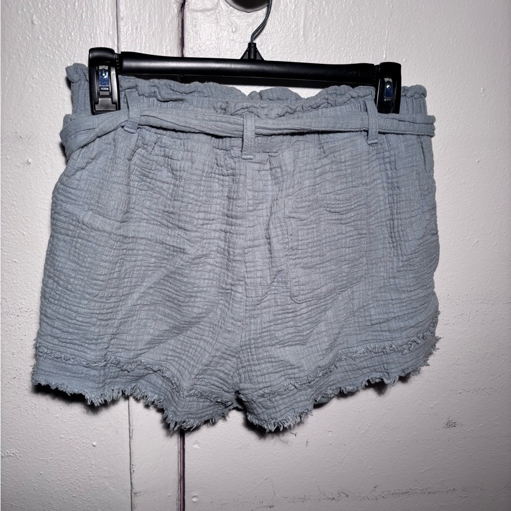 New In Shorts - Picture 2 of 10